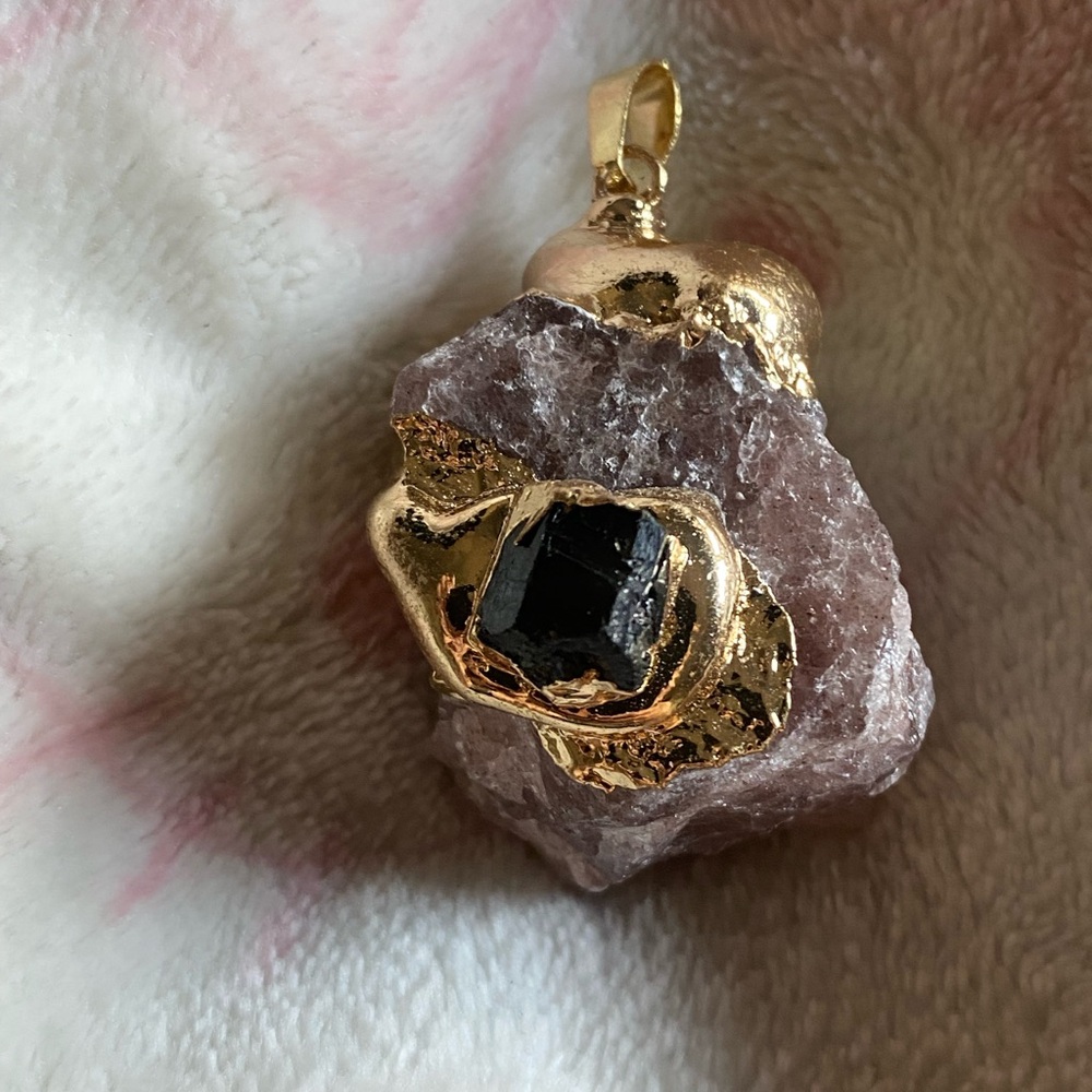 Real Stone Pendant - Picture 2 of 5